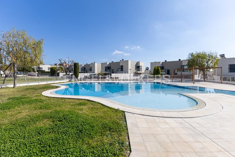 Foto 9a617ed3-c733-45a0-bf67-6d16a8025fef. Haus mit heizung parking pool in Sotolivar-Mas del Rosari Paterna