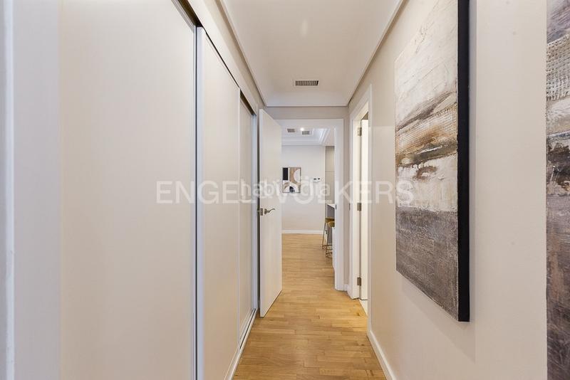 Foto 1b594c1f-4bcc-4c69-a514-e5b85c4f21ff. Alquiler apartamento elegante apartamento de lujo para corta estancia en Valencia