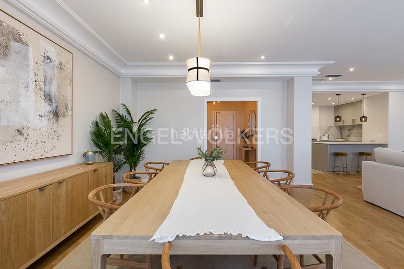 Foto 34137066-55f8-4c7f-a1f8-fd42b68003f7. Alquiler apartamento elegante apartamento de lujo para corta estancia en Valencia