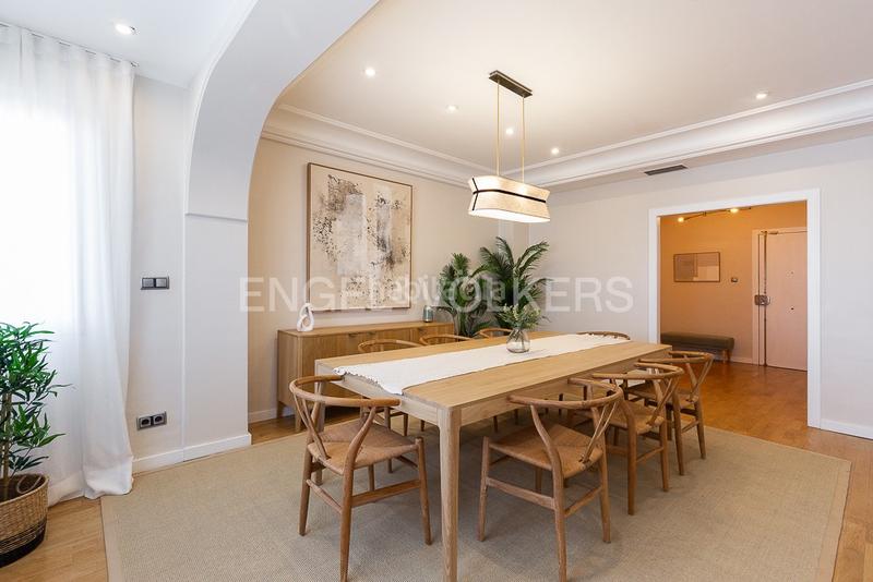 Foto 6217e735-21fb-4638-9609-b9dc9c62be3a. Alquiler apartamento elegante apartamento de lujo para corta estancia en Valencia