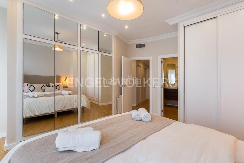 Foto 78213b83-81ca-4288-bd64-5846f7548f64. Alquiler apartamento elegante apartamento de lujo para corta estancia en Valencia