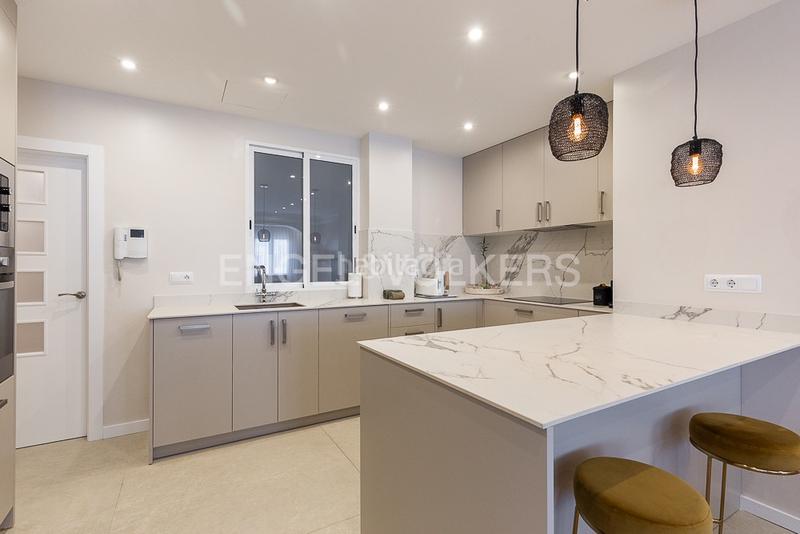 Foto c1629cc1-3bae-4a76-b9db-5457c3f6186b. Alquiler apartamento elegante apartamento de lujo para corta estancia en Valencia