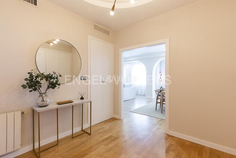 Foto cd68d4df-31d3-42cf-abc7-0833eee16c1b. Alquiler apartamento elegante apartamento de lujo para corta estancia en Valencia