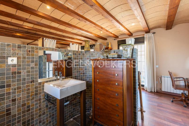 Foto ef0225e7-baea-4608-9274-f4b1870acdc7. Casa amb calefacció aparcament piscina a Torre en Conill-Cumbres de San Antonio Bétera