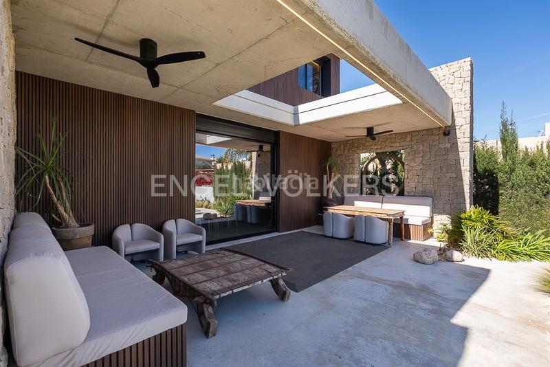 Foto 3f600eff-1cc4-4dff-ac93-120d12057ec6. Location maison avec chauffage parking piscine dans Godella