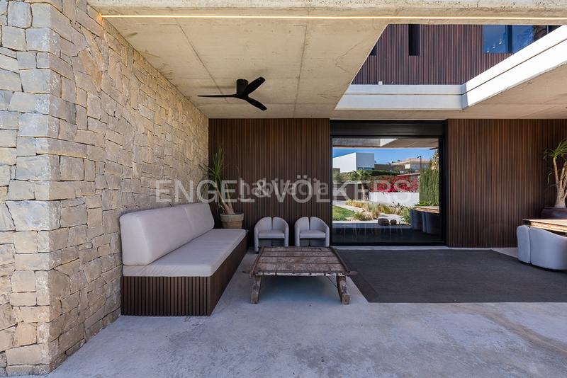 Foto 65d412e0-837b-480c-9f88-1bd0f2fb46eb. Location maison avec chauffage parking piscine dans Godella