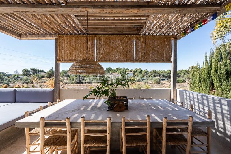 Foto a641be20-c5f3-4dad-b9dc-c6e831a77f04. Location maison avec chauffage parking piscine dans Godella