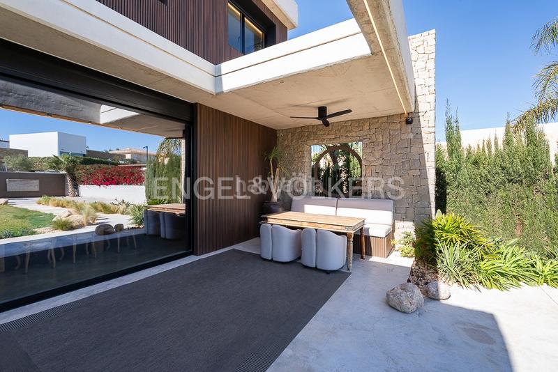 Foto e892f7d7-081b-42f8-8c10-e2f3eb831fe9. Location maison avec chauffage parking piscine dans Godella