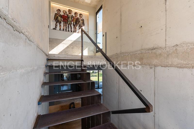 Foto 21d30686-c4e9-4e1e-9a06-5bc64d0cca67. Miete haus mit heizung parking pool in Nueva Santa Barbara - Cruz de Gracia Godella