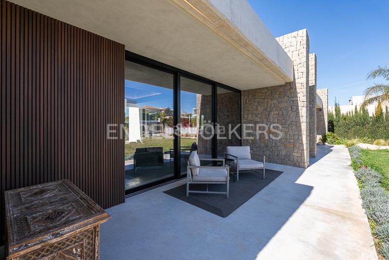 Foto 738479a9-7709-4001-ac4b-ade7cf941426. Miete haus mit heizung parking pool in Nueva Santa Barbara - Cruz de Gracia Godella