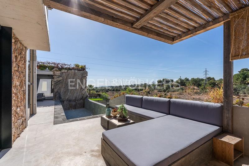 Foto 80020427-13bf-4595-ad7b-82263f4dbf78. Miete haus mit heizung parking pool in Nueva Santa Barbara - Cruz de Gracia Godella