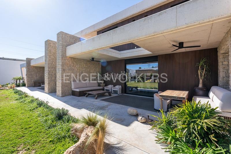 Foto 828df289-07cd-4d25-bd6d-7477a275142b. Miete haus mit heizung parking pool in Nueva Santa Barbara - Cruz de Gracia Godella