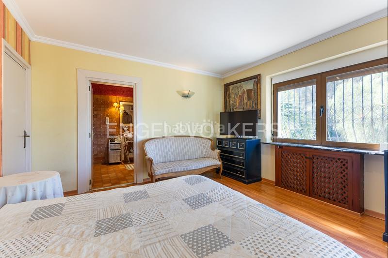 Foto 60f459fb-806a-4ff9-b6d2-3f01df390d63. Maison avec chauffage parking piscine dans Las Rotas / Les Rotes Dénia