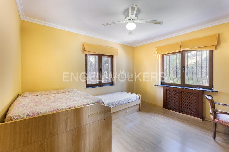 Foto 61ad30c0-33b8-4f57-9935-babd2b247550. Maison avec chauffage parking piscine dans Las Rotas / Les Rotes Dénia