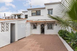 Casa  Ocea antartic. Chalet adosado playa de denia