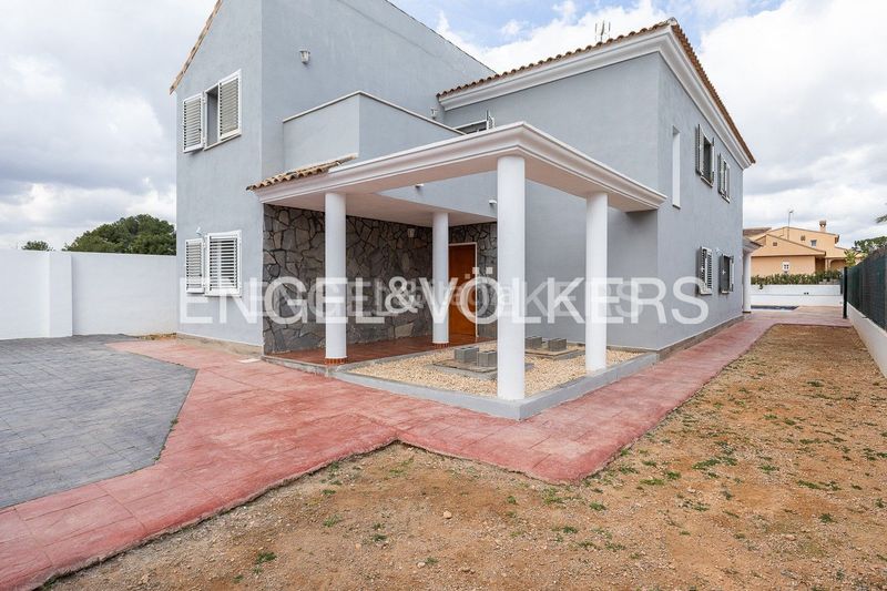 Foto ac2e70de-ce88-45ae-9ab8-201816fef9fd. Casa amb calefacció aparcament piscina a La Conarda-Montesano Bétera