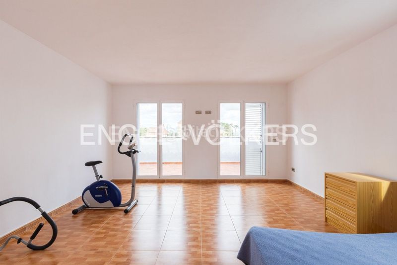 Foto d6595fba-7576-4fcb-bf8b-e1f204c07935. Casa amb calefacció aparcament piscina a La Conarda-Montesano Bétera