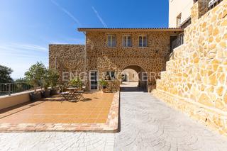 Masia a Albalat dels Tarongers. Villa de lujo con vistas infinitas en náquera
