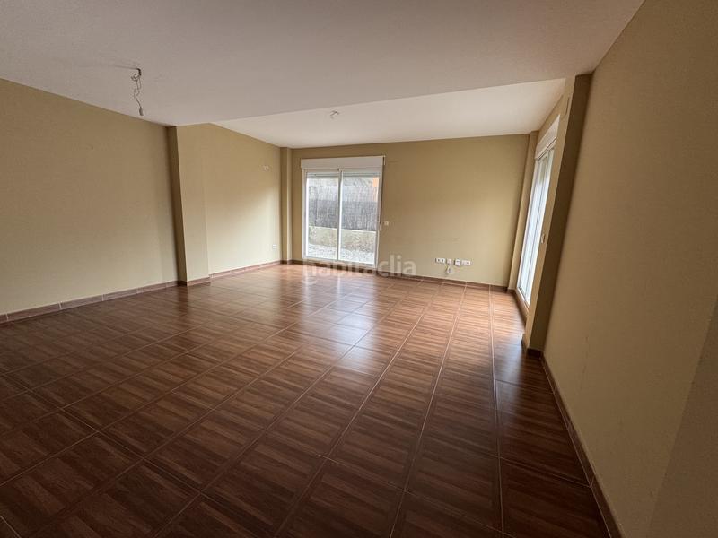 Foto 0a5c26c3-3bae-47a1-bf12-949b83143c72. Lloguer casa adossada amb calefacció piscina a Serra