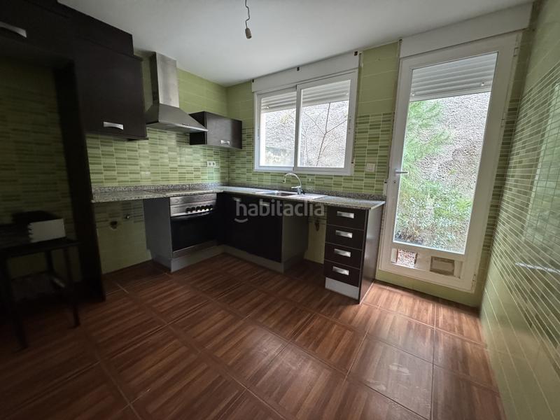 Foto 6d2792cc-5385-46d5-8e3d-8ac42ed99574. Lloguer casa adossada amb calefacció piscina a Serra