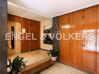 Apartament a Carcaixent. Piso esquinero en el centro de carcaixent