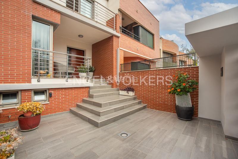 Foto 05dc7dbb-23f9-4021-a9d2-70e3ce9e4e1e. Maison avec chauffage parking dans Pau Lledó Castellón de la Plana