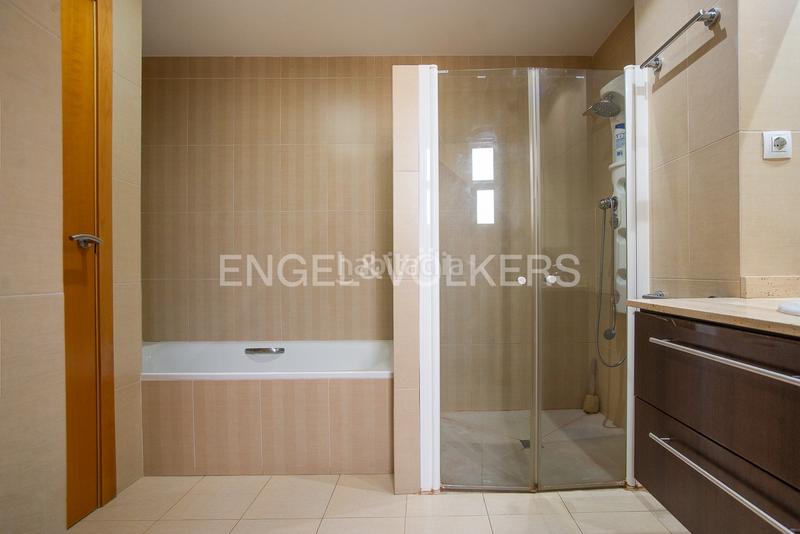 Foto 6fb1b9a2-8740-4d06-aa61-897b5d6a5d1d. Maison avec chauffage parking dans Pau Lledó Castellón de la Plana