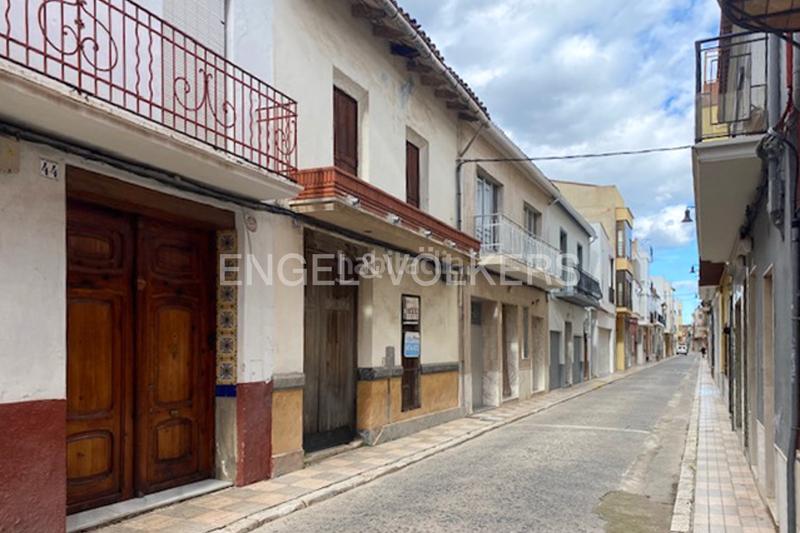 Foto 05f1d33b-ba89-4a71-87cb-31292177d2a4. Residential plot in Guadassuar