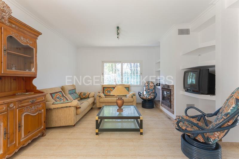 Foto 0d372aaf-102f-4683-bd08-2394c0b3ebc0. Casa  encantadora en las rotas cerca de la playa en Dénia