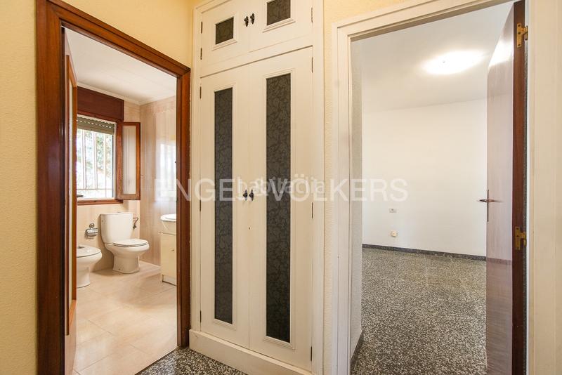 Foto 7e4613bc-e43e-4f5a-9a9c-72a335774108. House with heating parking pool in Madrigal Villarreal / Vila - real