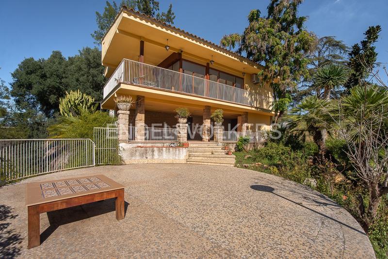 Foto e19151a8-37d7-41df-8951-257db67eb52b. House with heating parking pool in Madrigal Villarreal / Vila - real