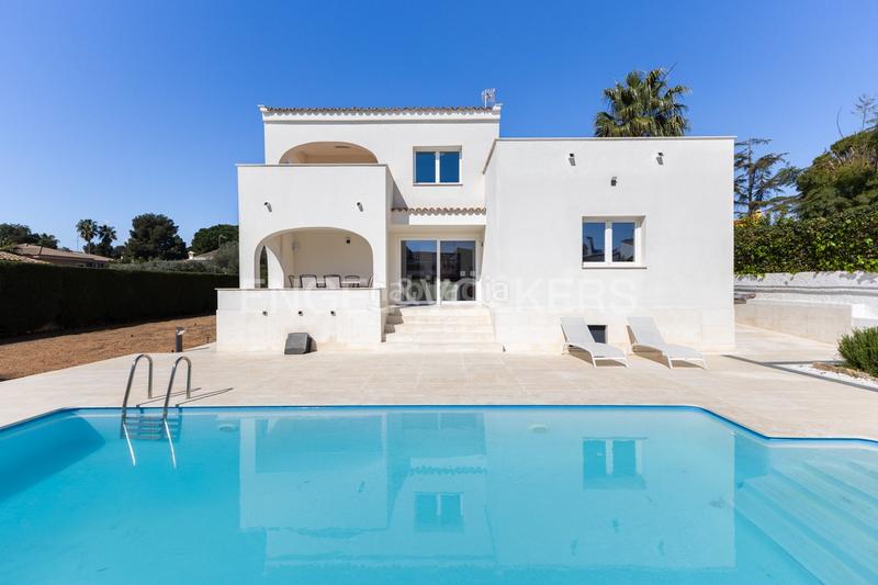 Foto e3023132-8c7d-436f-8181-e70c69d9700c. Casa con riscaldamento parcheggio piscina in Picassent