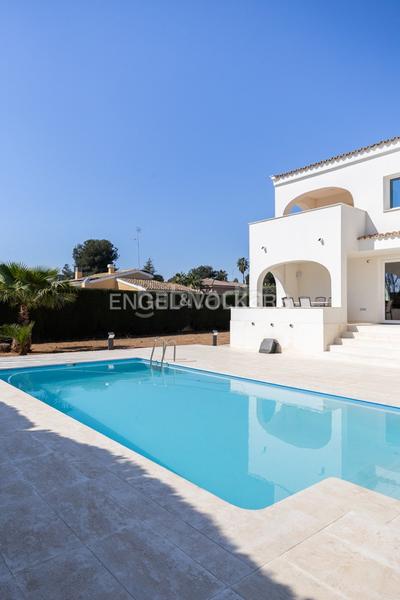 Foto e584a730-b72d-45c9-8982-e2bf401d433b. Casa con riscaldamento parcheggio piscina in Picassent