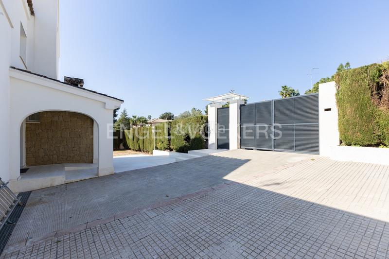 Foto f52dc157-739c-4036-8187-f3a1693a8b75. Casa con riscaldamento parcheggio piscina in Picassent