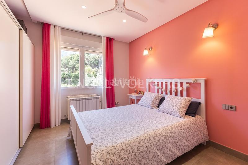 Foto 6c66ebf6-5599-4cc1-a24b-6c7b393cc1aa. Casa  en las rotas totalmente renovada cerca de la playa en Dénia