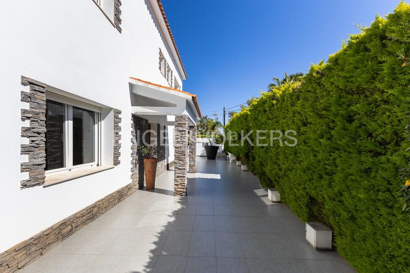 Foto 7a023f9f-5fb3-46ae-b5c5-d2d7c5fbe52d. Casa  en las rotas totalmente renovada cerca de la playa en Dénia