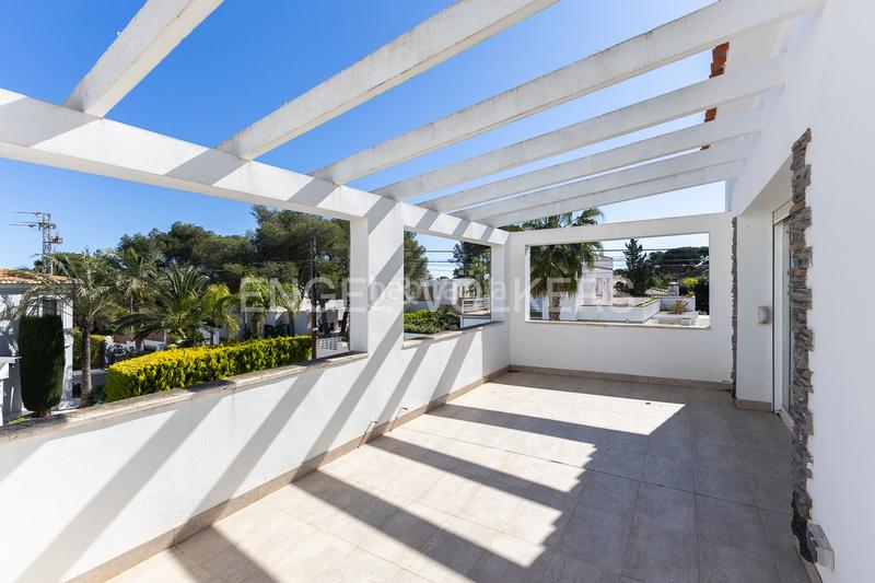 Foto 87fb4592-ade6-4567-b8e2-e000dc5ccace. Casa  en las rotas totalmente renovada cerca de la playa en Dénia