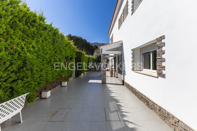 Foto bf203c92-a3aa-4101-b40c-3be3ecdcbf79. Casa  en las rotas totalmente renovada cerca de la playa en Dénia