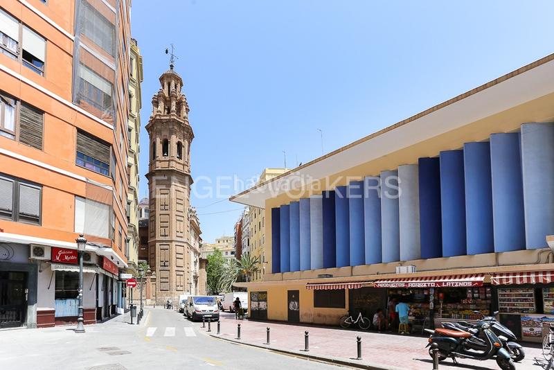 Foto 452c684a-758b-4c7b-90ce-dc8aa852618e. Appartement mit heizung parking in Russafa Valencia