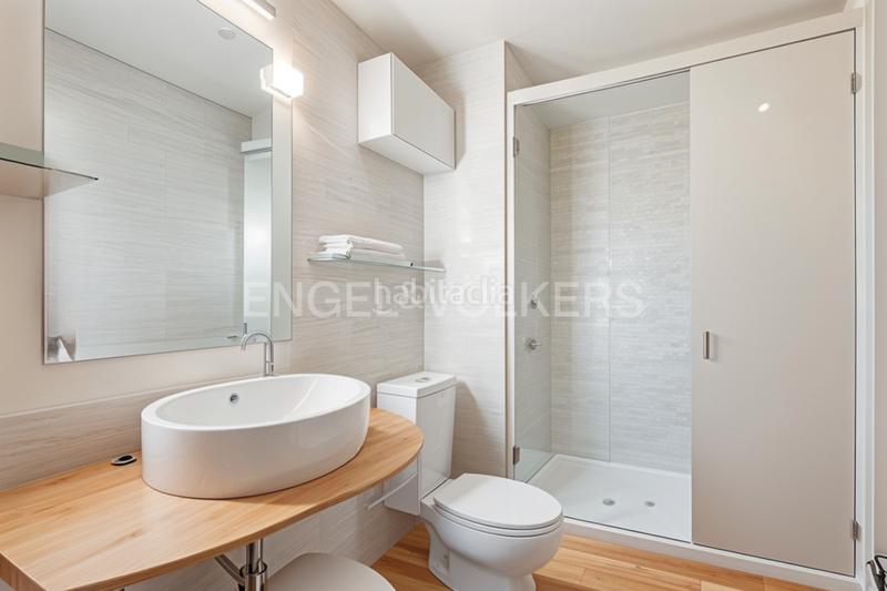 Foto c707fa65-51b9-4c51-88b5-8714289a554b. Appartement mit heizung parking in Russafa Valencia