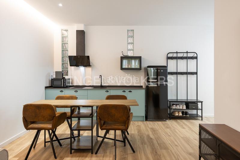 Foto 6b8f4a77-8b25-4dba-b4a7-3f8682c8b069. Lloguer apartament amb calefacció a El Cabanyal-El Canyamelar Valencia