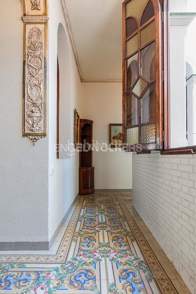 Foto 1bb16b0d-8657-42ab-b8e6-68734c05d2cc. Apartamento propiedad de arquitectura modernista en estado excelente con gran potencial de espacios y múltiples estancias en Valencia
