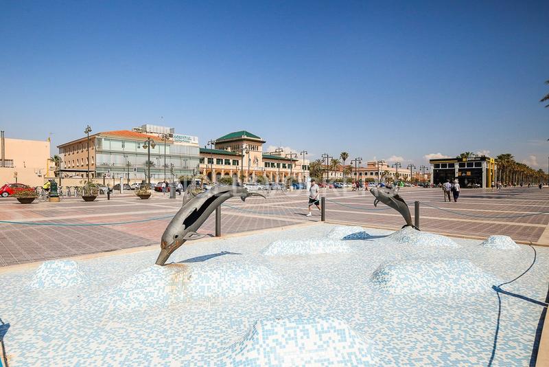 Foto 436c8b7e-7d52-4231-baf3-18254852c331. Apartamento propiedad de arquitectura modernista en estado excelente con gran potencial de espacios y múltiples estancias en Valencia