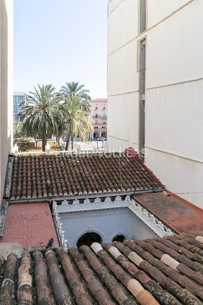 Foto 52bc6edc-b18f-4dba-ac3e-95f0cf99671b. Apartamento propiedad de arquitectura modernista en estado excelente con gran potencial de espacios y múltiples estancias en Valencia