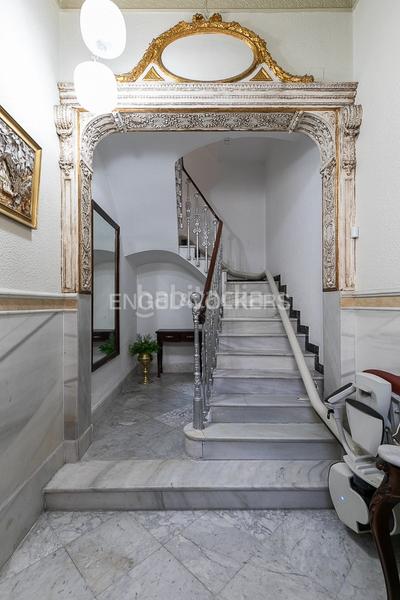 Foto c001f3cf-8b70-46e6-a2fd-84605274a887. Apartamento propiedad de arquitectura modernista en estado excelente con gran potencial de espacios y múltiples estancias en Valencia