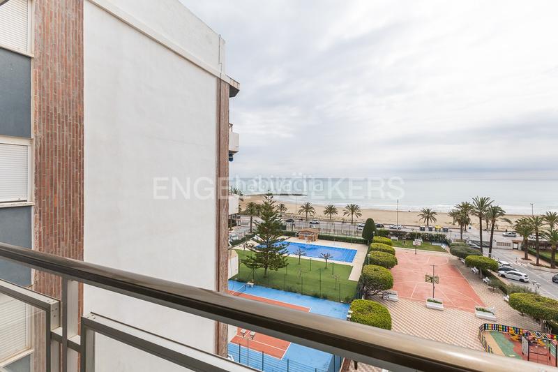 Foto 365938b4-b446-4e45-a88b-50394c98afd5. Alquiler apartamento  en primera linea con terraza y vistas inigualables al mediterráneo y montañas. en Sagunt