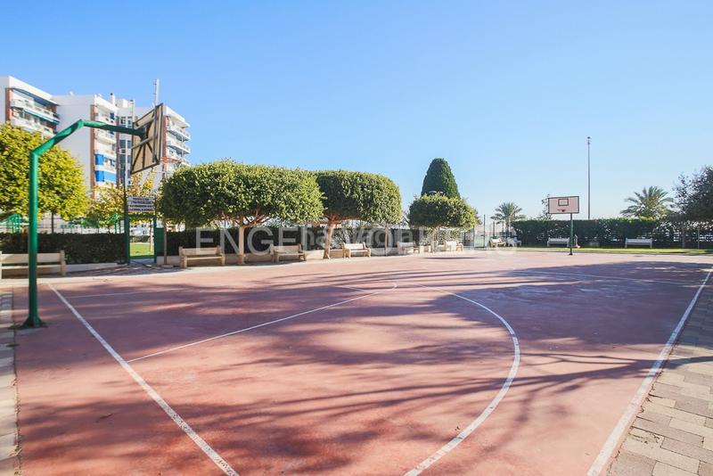 Foto fc9c21c7-49aa-4b44-97cf-e8927bd1acfc. Alquiler apartamento  en primera linea con terraza y vistas inigualables al mediterráneo y montañas. en Sagunt