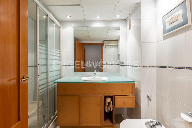 Foto cf0c7515-42f7-418f-8150-7a229d50aeac. Appartement avec chauffage parking dans Sant Francesc Valencia
