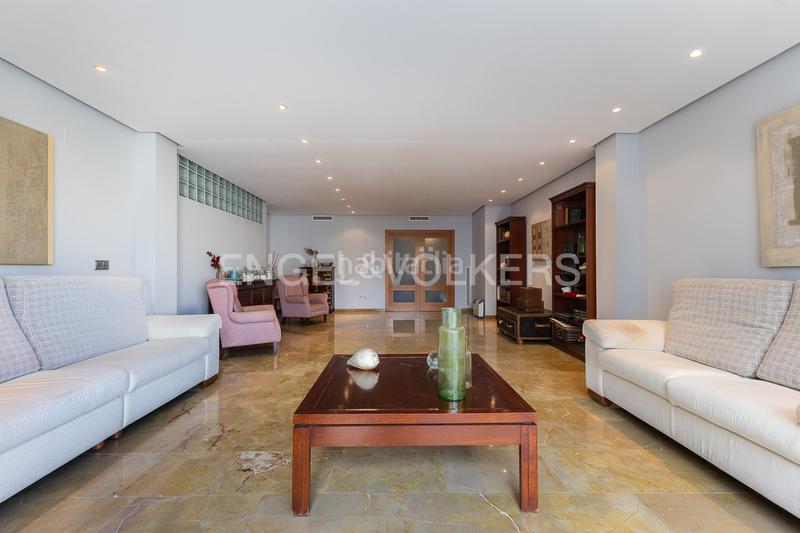 Foto d63b6b87-09da-41bc-870d-d82a40576cbd. Appartement avec chauffage parking dans Sant Francesc Valencia