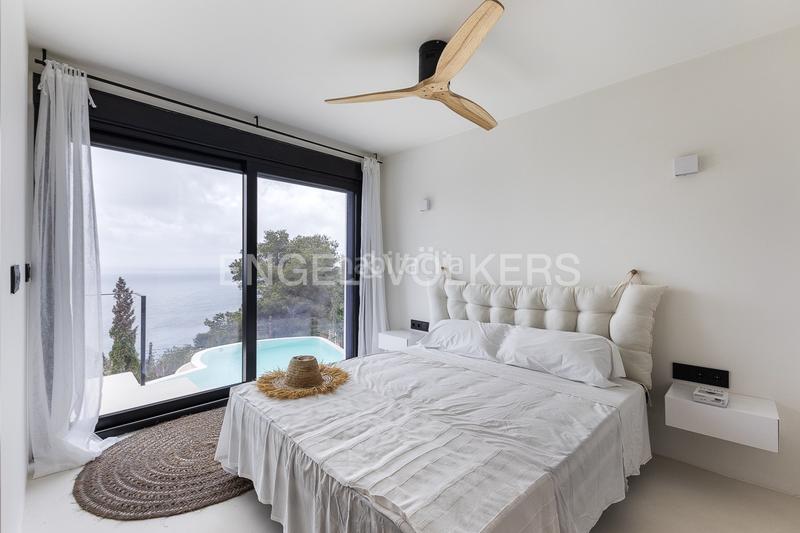 Foto e483cfc9-765b-4b4c-a0e1-f708cae656dd. Mas avec chauffage parking piscine dans La Granadella - Costa Nova Xàbia